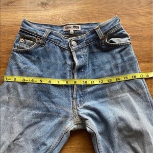 Ultra high rise Re/done crop jeans